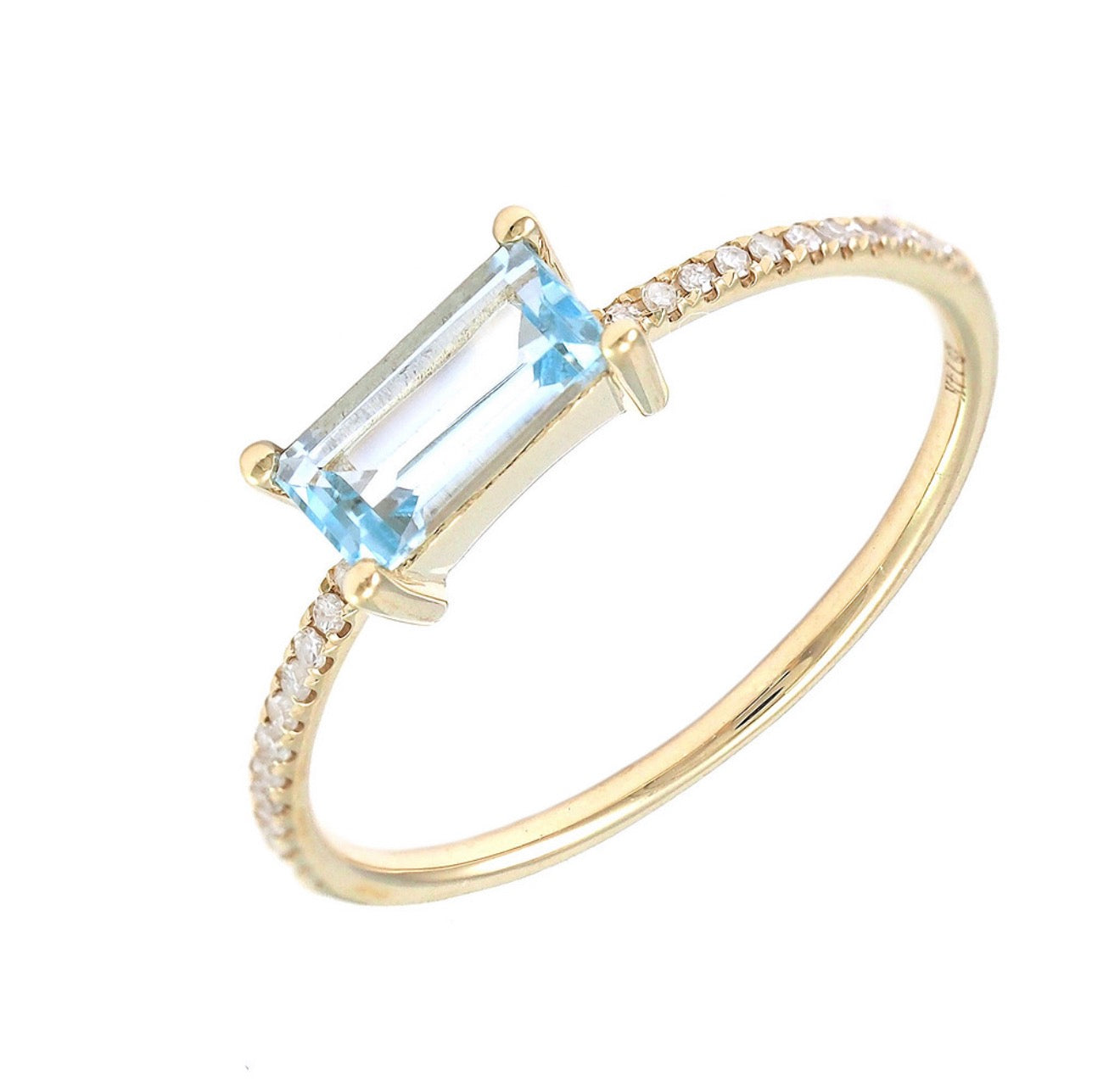 14K Yellow Gold Blue Topaz And Diamond ring Size 6.5
