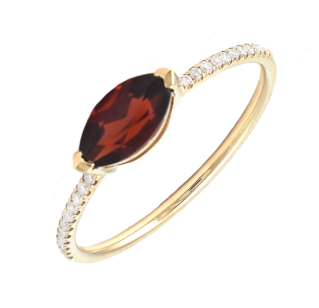 14K Yellow Gold Garnet And Diamond ring Size 6.5