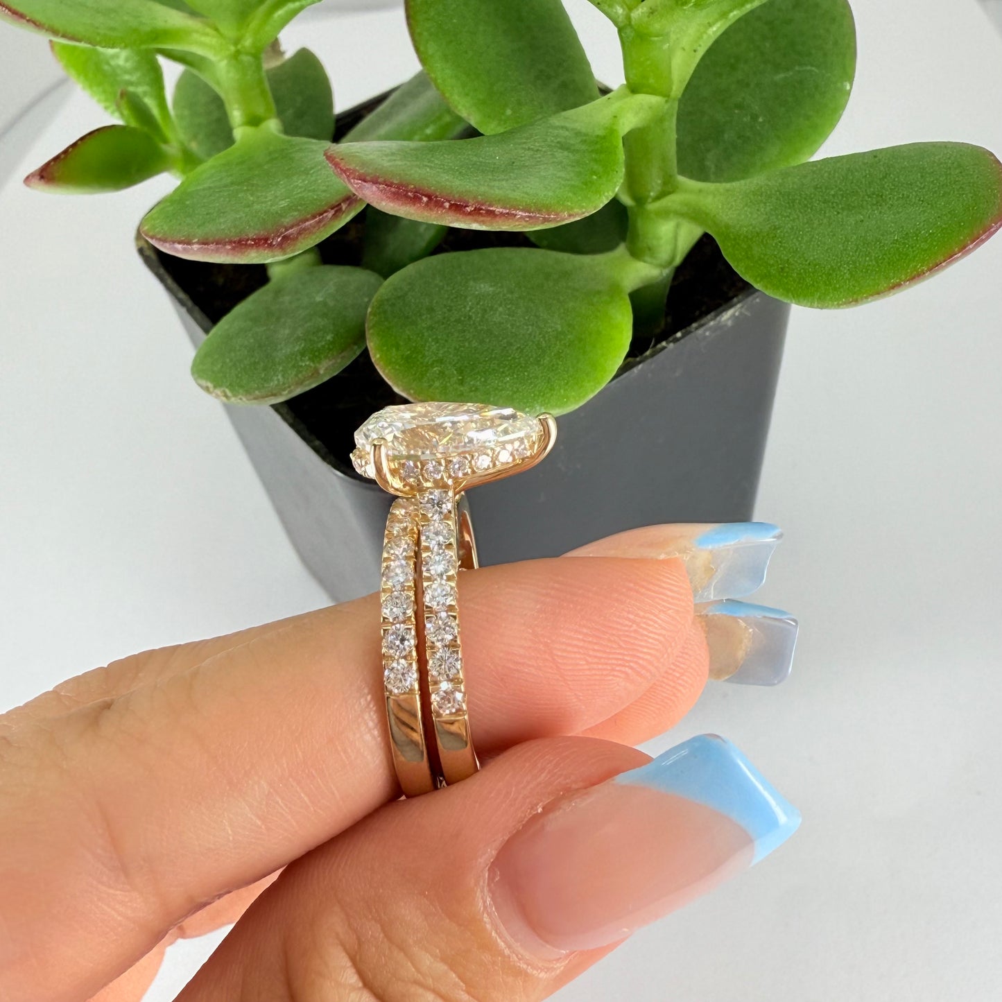 14K Pear Cut Yellow Gold 3.86CT Lab Grown Diamond Ring With Halo IGI certified Diamond Engagement Ring Set